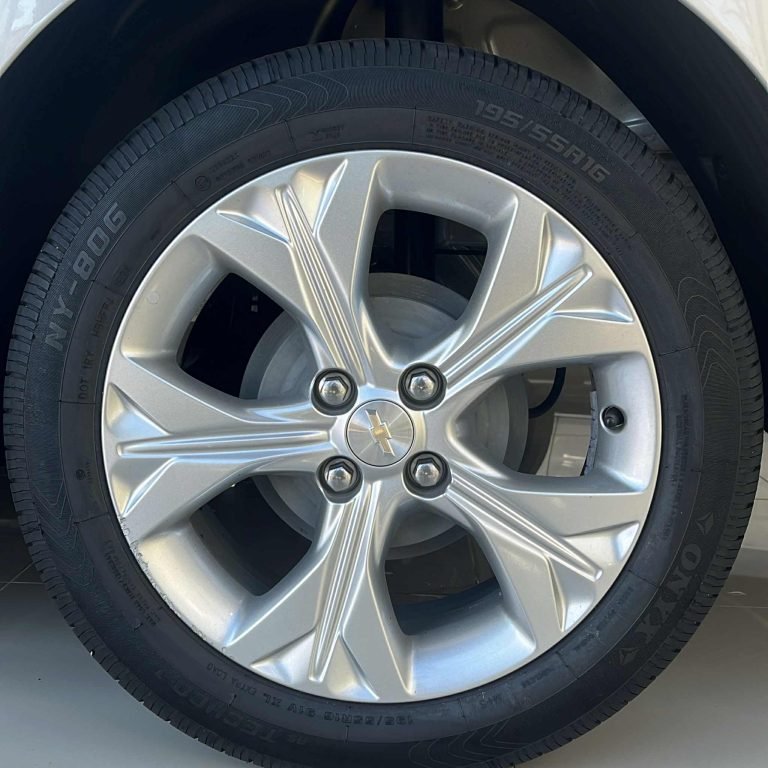 Chevrolet Onix Plus LTZ TB