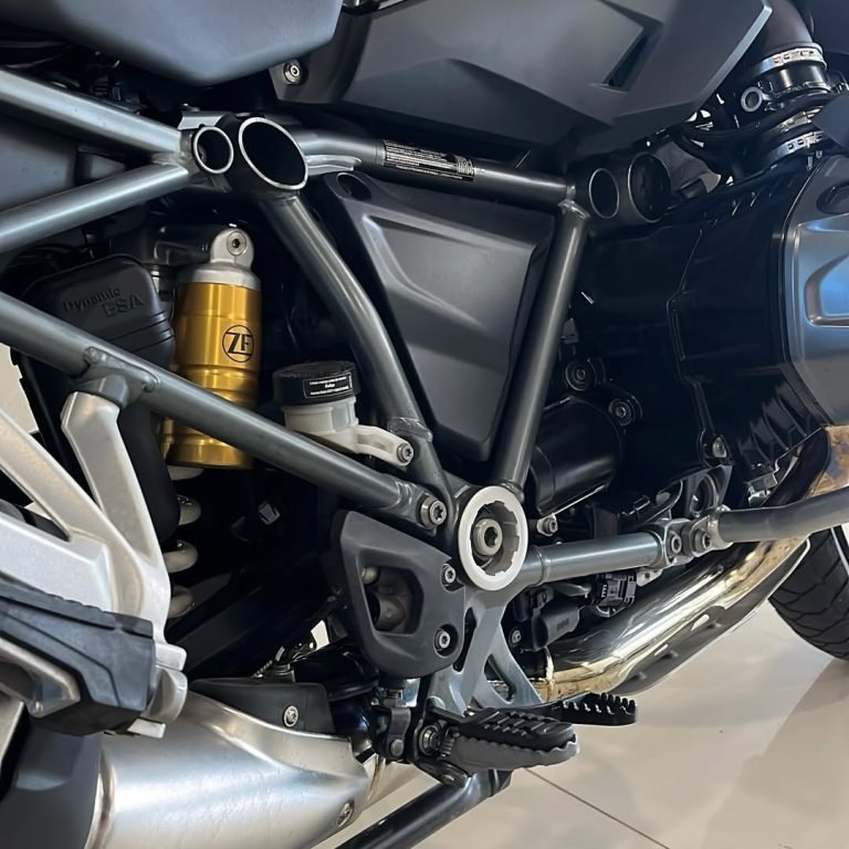 BMW GS1250 TRIPLEBLACK