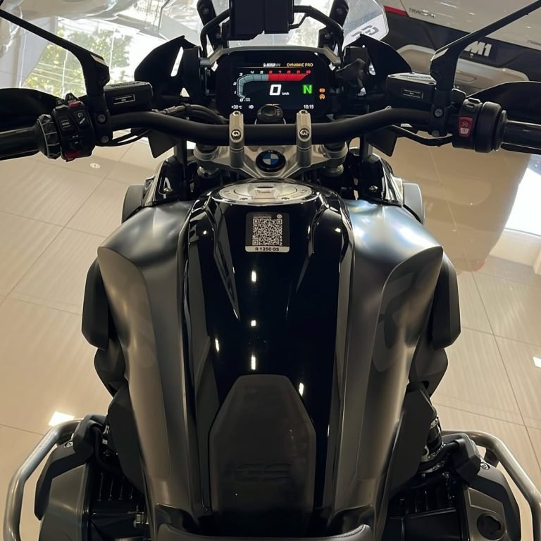 BMW GS1250 TRIPLEBLACK