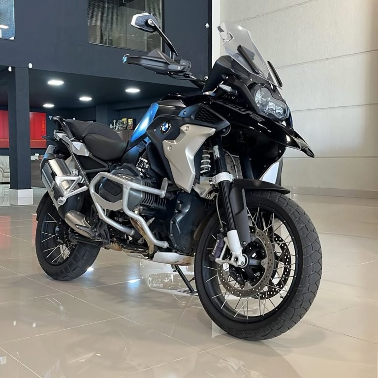 BMW GS1250 TRIPLEBLACK