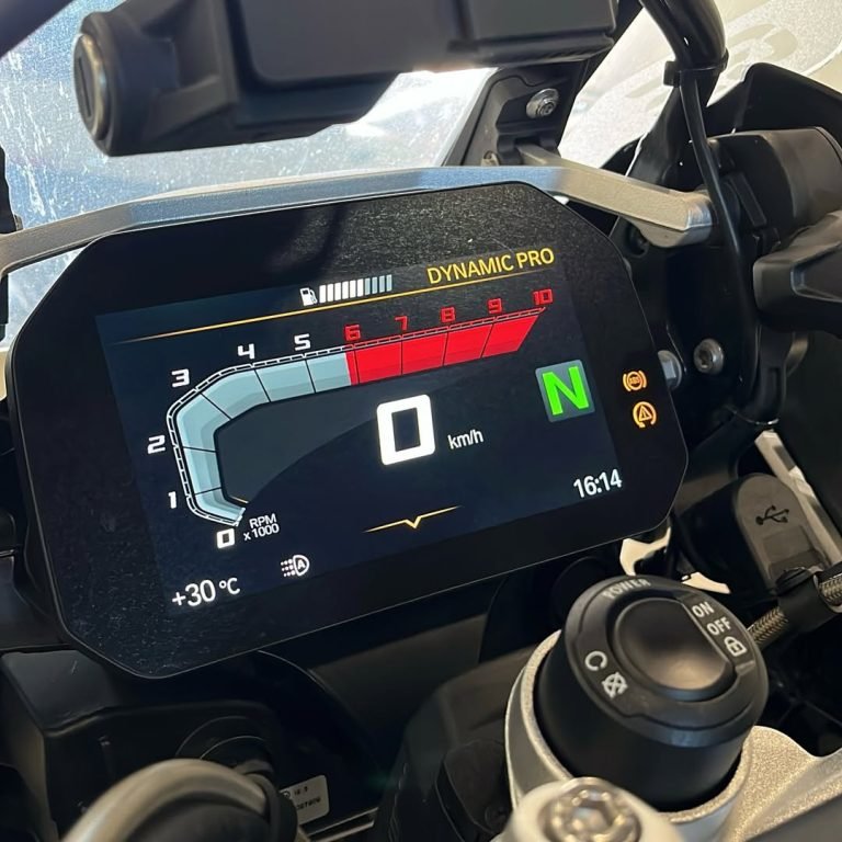 BMW GS1250 TRIPLEBLACK