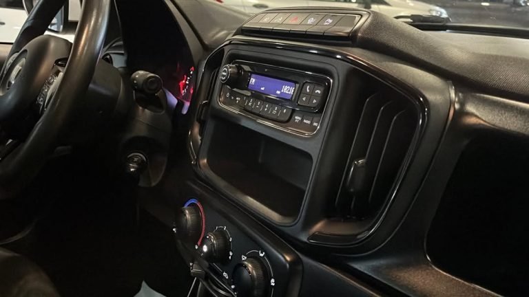 Fiat Strada Freedom CD 1.3