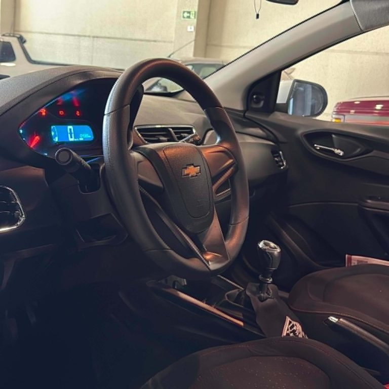Chevrolet Onix LT 1.0