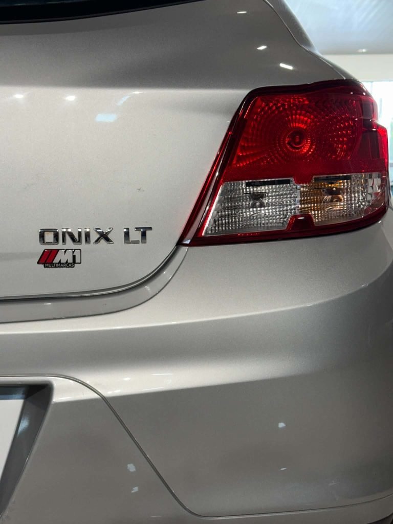 Chevrolet Onix LT 1.0