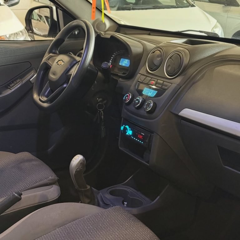 Chevrolet Montana LS