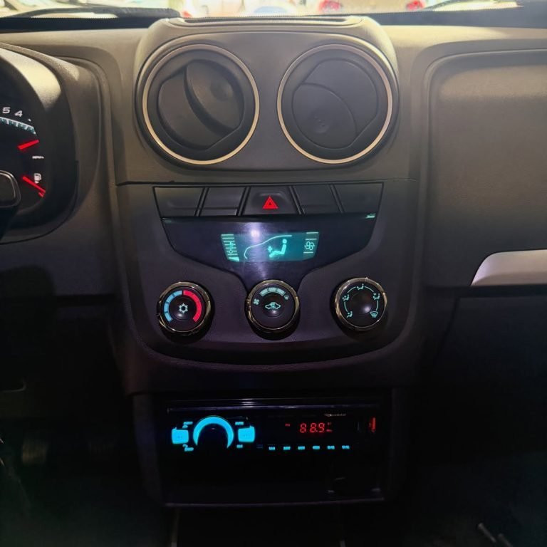 Chevrolet Montana LS