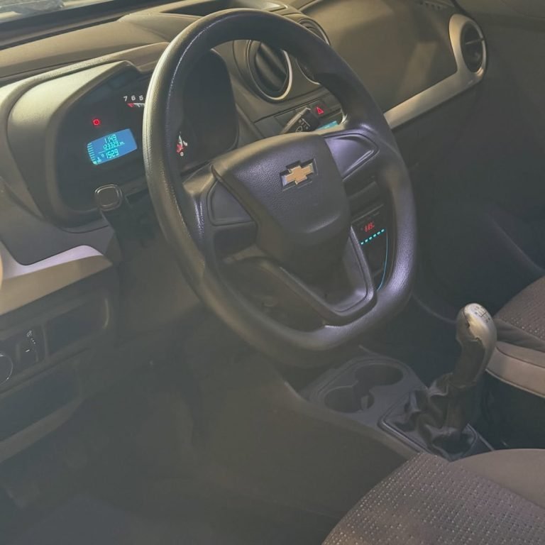 Chevrolet Montana LS