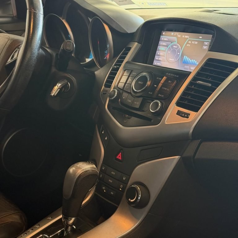 Cruze LT Hatch