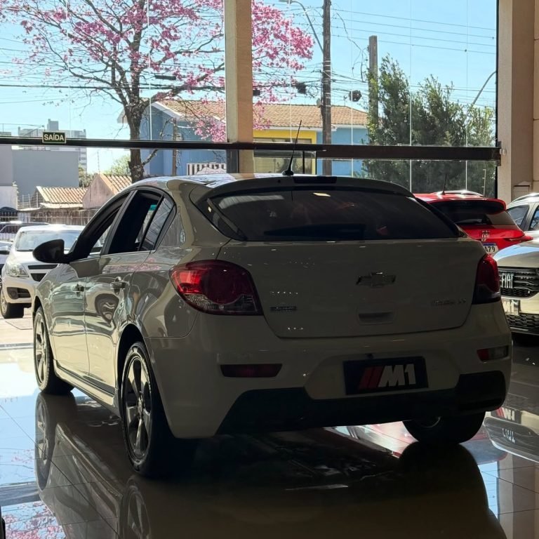 Cruze LT Hatch