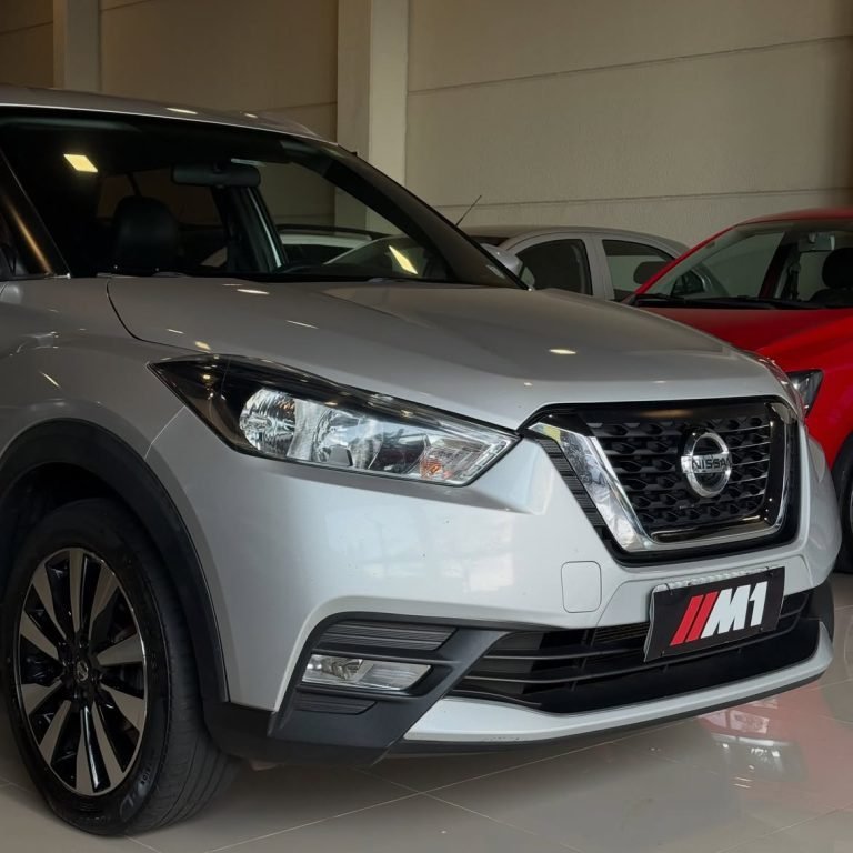 Nissan Kicks SL CVT