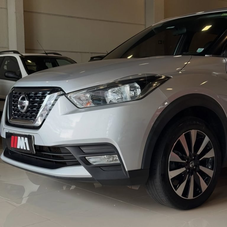 Nissan Kicks SL CVT